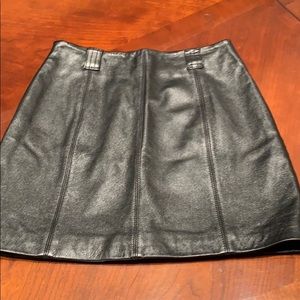 Wilson’s lined leather mini skirt